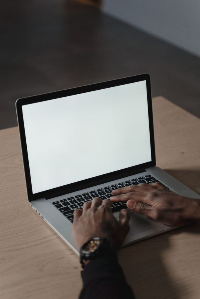 How to use Google Sheets on a laptop