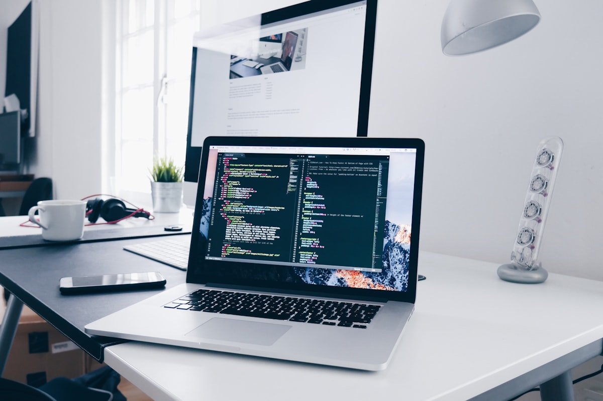 what is a web browser tabs and windows
