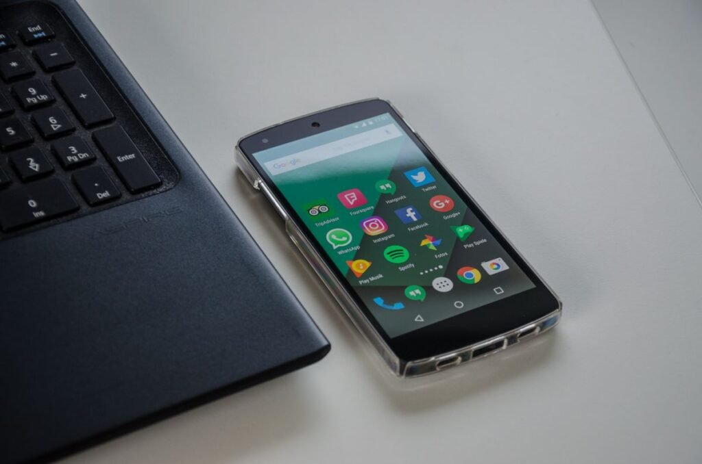 Free up storage on Android from the phone settings menu