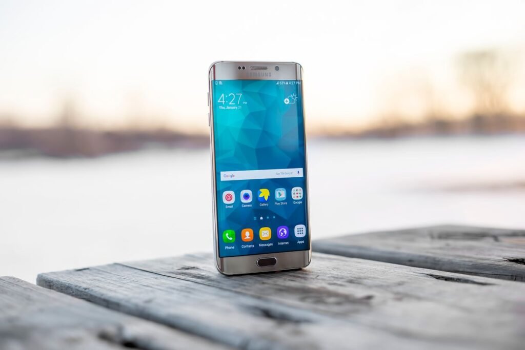 take a screenshot on your phone concept illustration